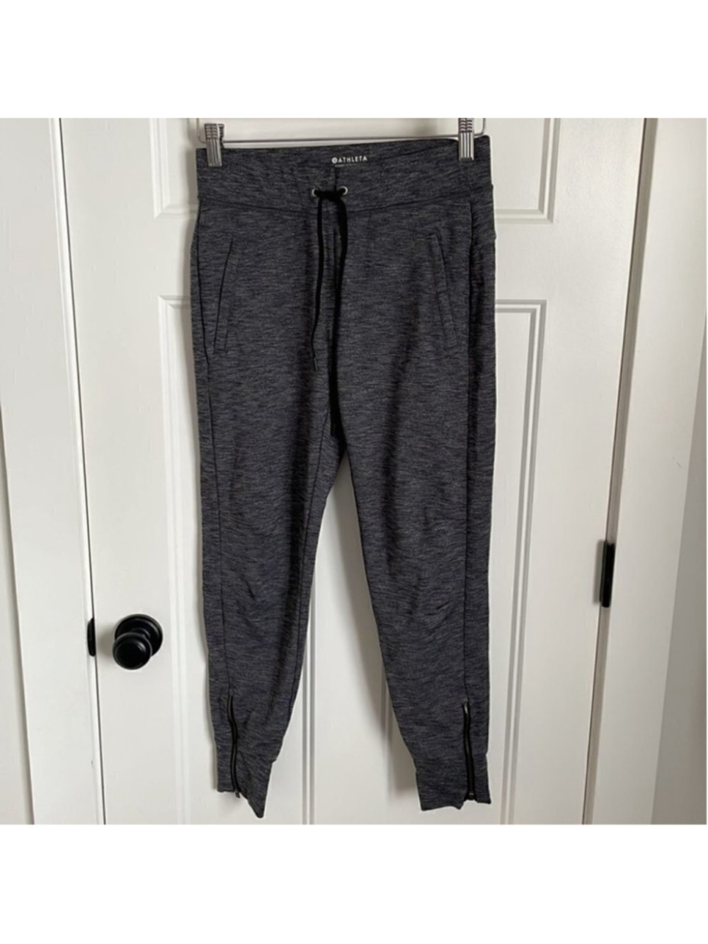 Athleta heathered grey jogger pants workout casual comfort pants sz xs